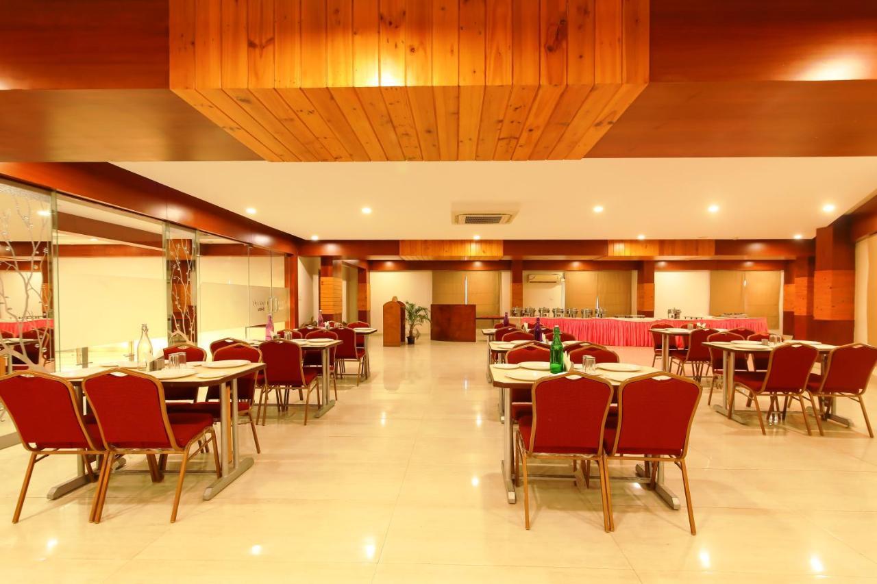 Icon Suites By Bhagini Bangalore Exterior foto